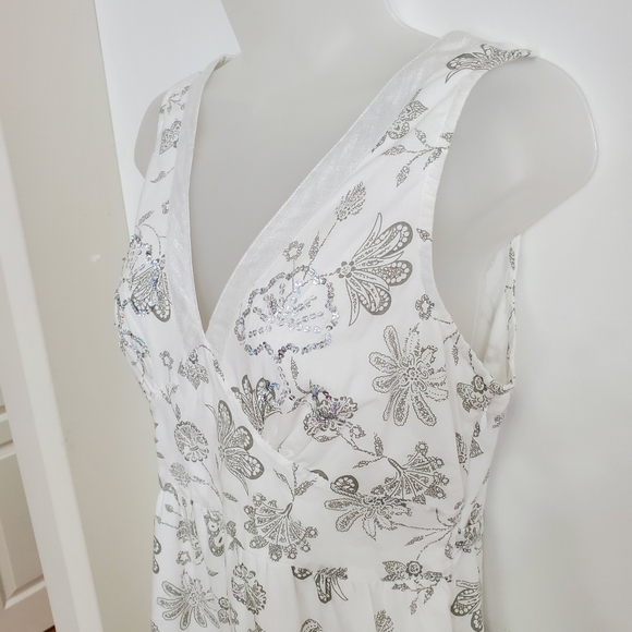 Lovely White Maxi Dress sz 8 - Picture 12 of 16